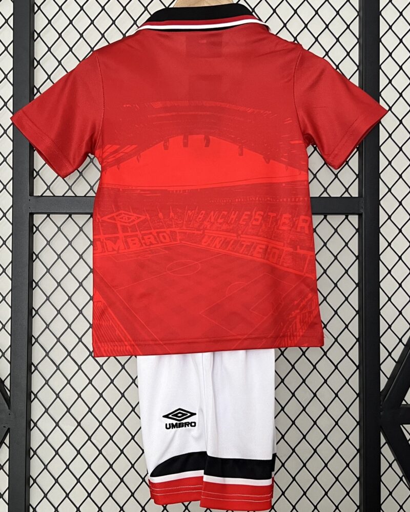 MANCHESTER UNITED kid kit - Image 4