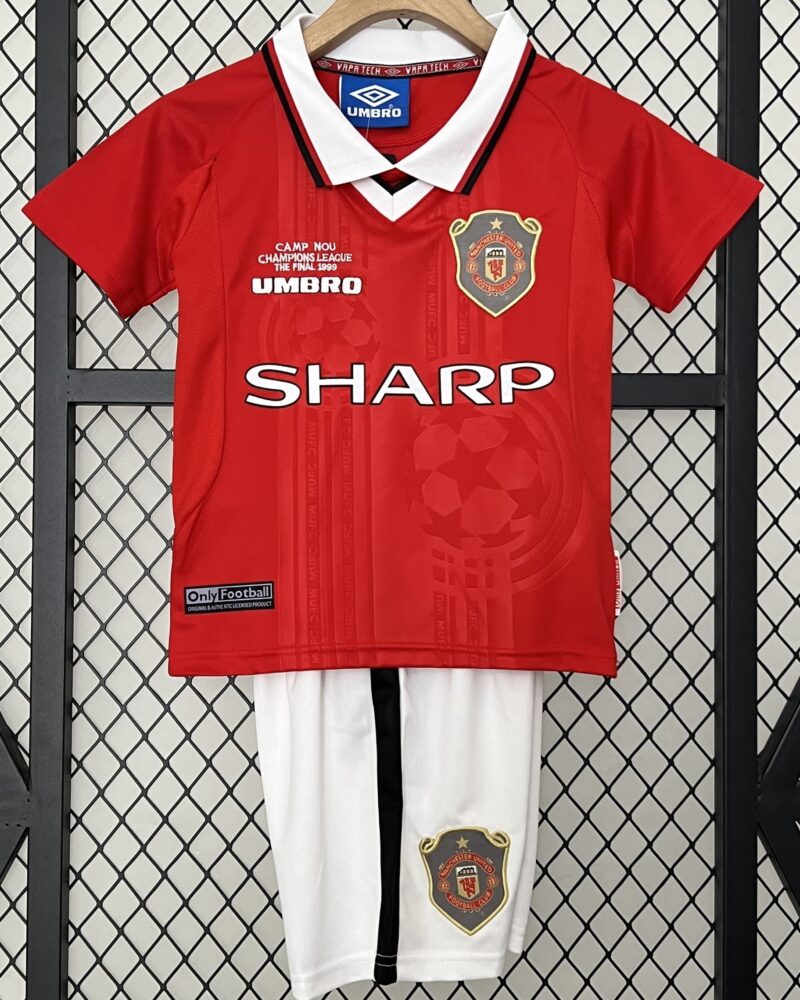 MANCHESTER UNITED kid kit - Image 23
