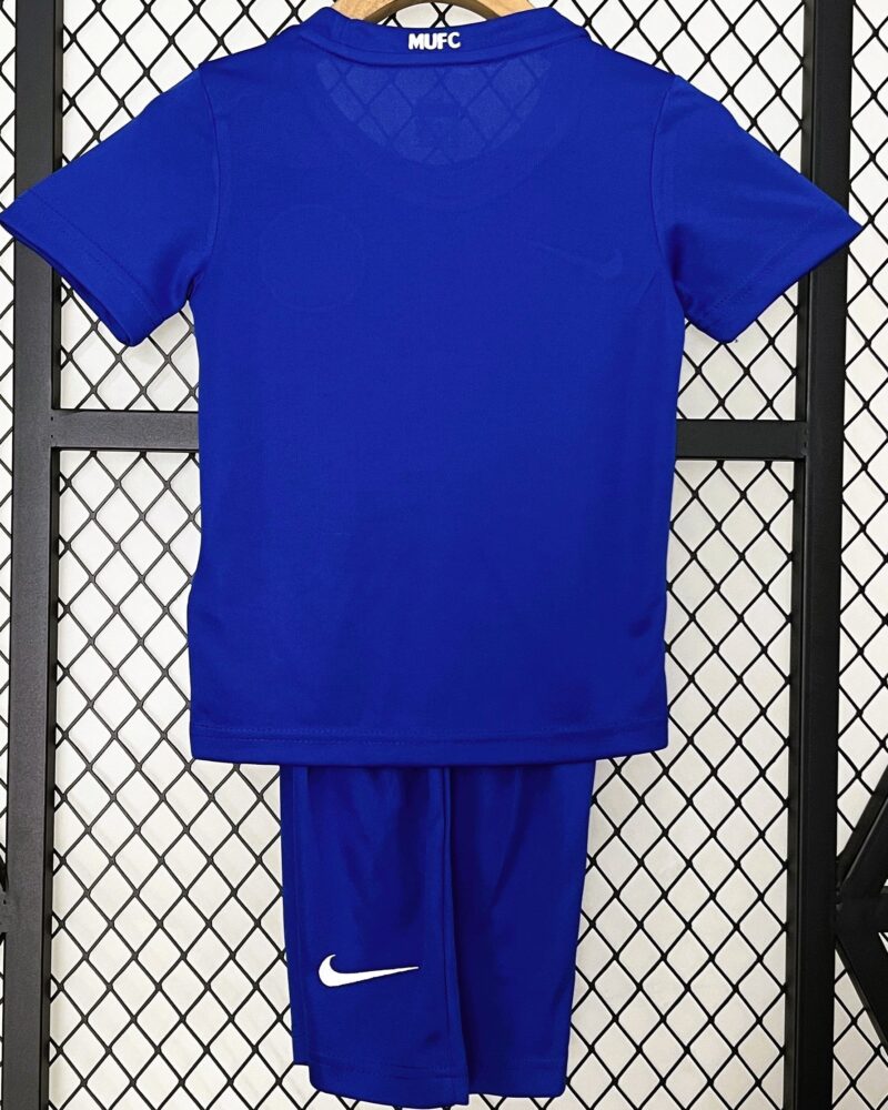 MANCHESTER UNITED kid kit - Image 22