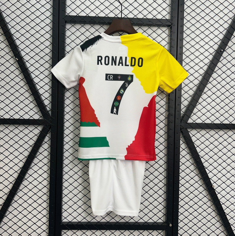 RONALDO COMMEMORATIVE Kid Kit - Image 2