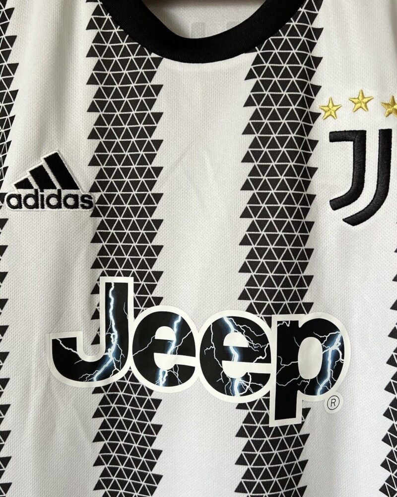 VLAHOVIC DUSAN 2022-23 (Juv) - Image 4
